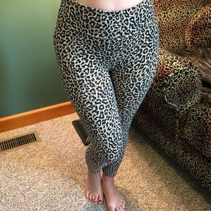 NWOT J Crew Leopard print leggings